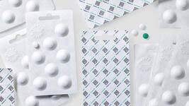 Sustainable paper alternative to plastic blisters for tablets and capsules