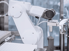 Robotic arm ensuring precise handling of components in small-scale pharmaceutical production