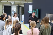 Bundesweiter „Girls‘Day“: Syntegon in Crailsheim heißt technikbegeisterte Schülerinnen willkommen